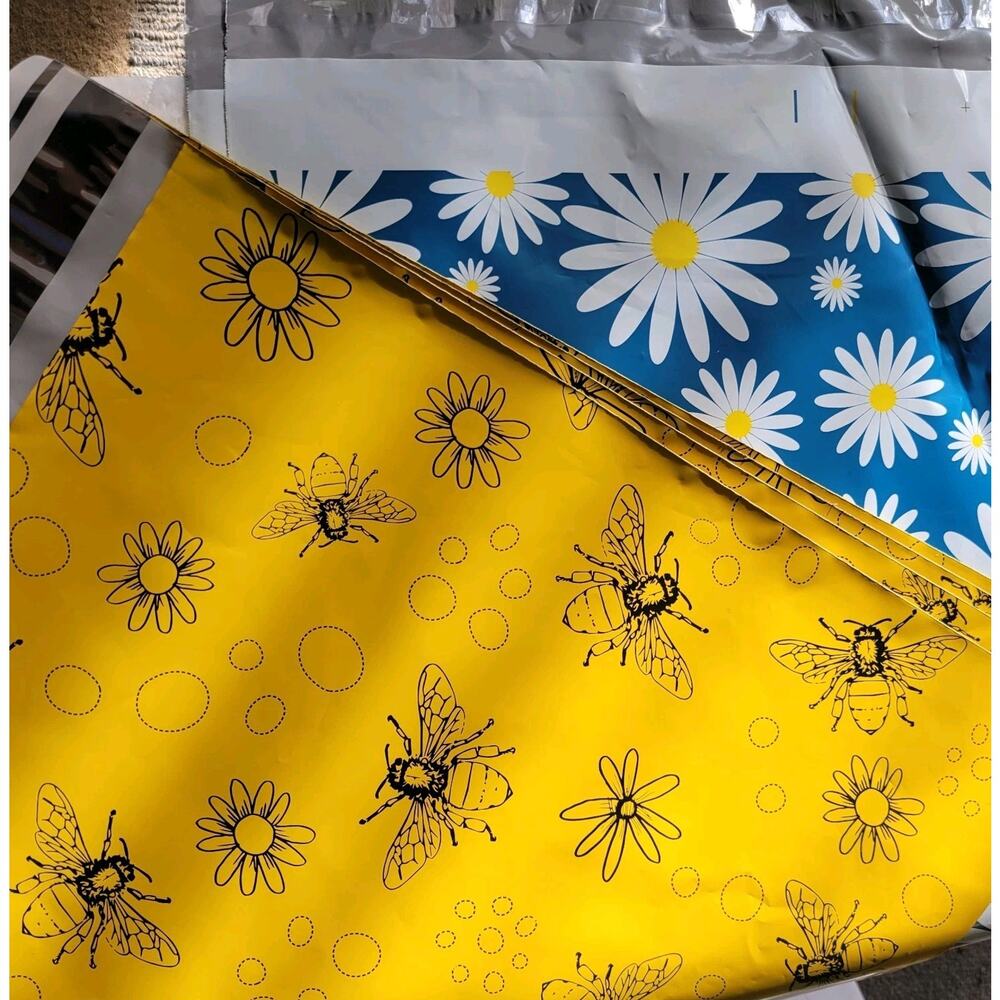 Reseller Shipping Supplies Bundle of 195 Pcs. Poly Mailers/ Boxes/ Stickers New - Picture 8 of 15